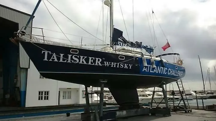 Hotel en barco Hotel Velero MissTick,Gibsea 47'2 Puerto Calero