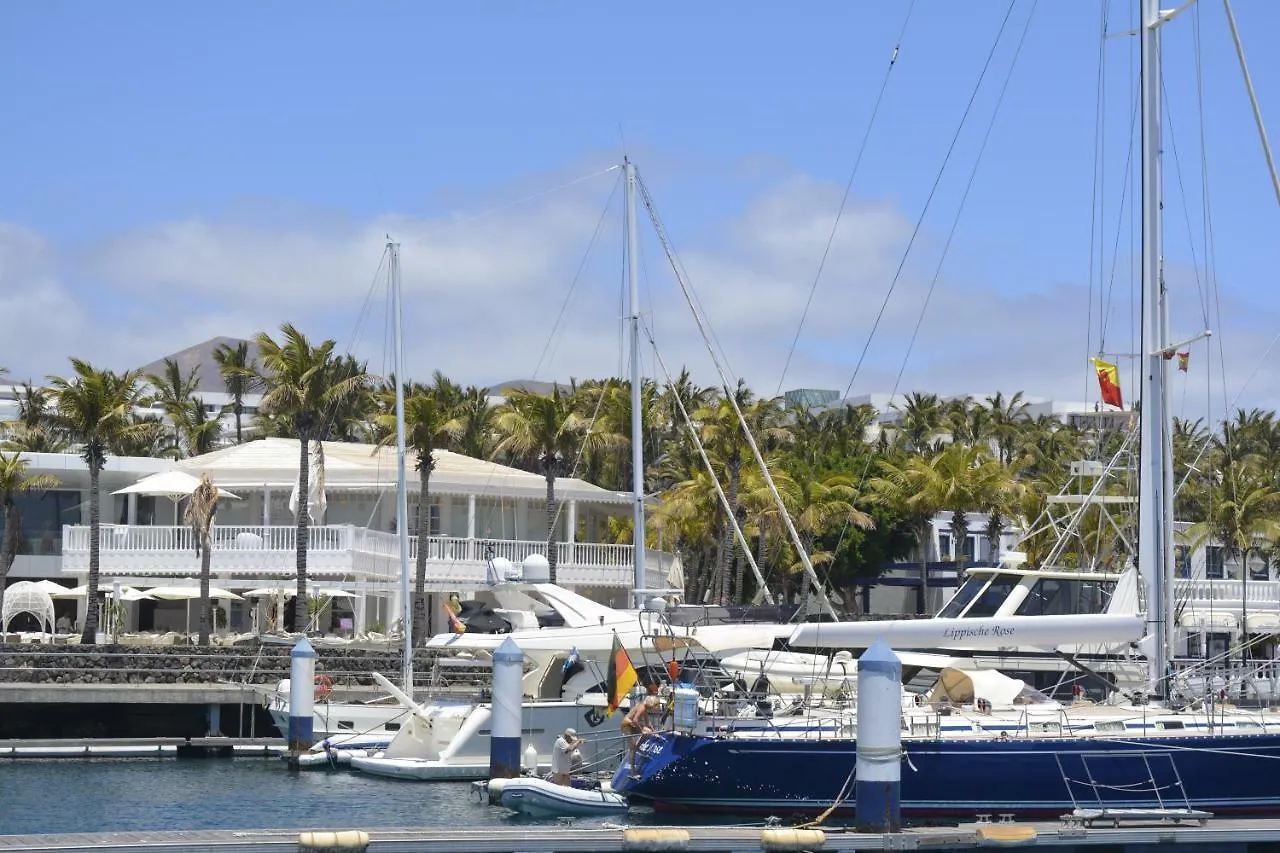 Hotel Velero MissTick,Gibsea 47'2 Puerto Calero 0*,  España
